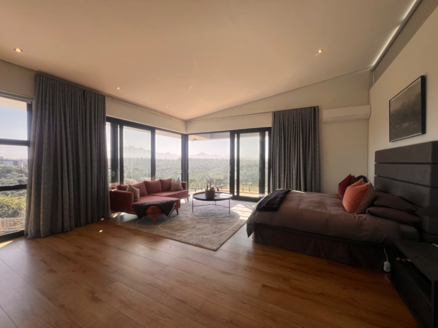 5 Bedroom Property for Sale in Oubaai Western Cape